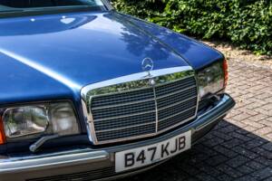 Immagine 20/44 di Mercedes-Benz 500 SE (1985)