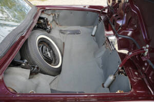 Image 25/50 of Ford Thunderbird (1960)