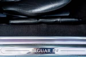 Bild 32/37 von Jaguar XKR (2003)