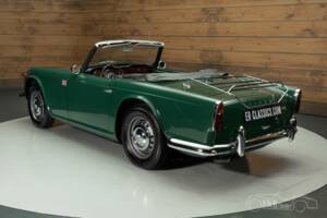 Bild 8/8 von Triumph TR 4A (1967)