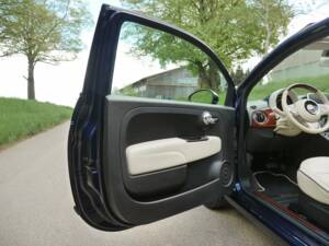 Bild 30/39 von FIAT 500C Riva (1900)