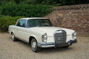 Bild 34/50 von Mercedes-Benz 280 SE (1968)