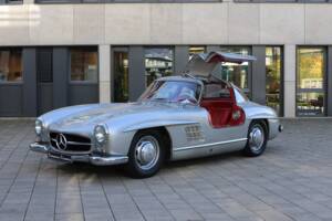 Image 35/37 of Mercedes-Benz 300 SL "Gullwing" (1954)