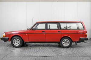 Image 9/50 of Volvo 240 (1983)