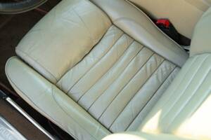 Image 35/50 de Jaguar XJ-S 3.6 (1988)