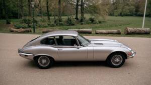 Bild 35/81 von Jaguar E-Type V12 (2+2) (1971)