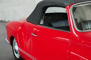 Image 32/50 of Volkswagen Karmann Ghia 1500 (1971)