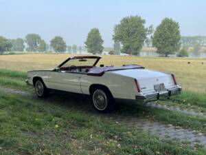 Bild 8/8 von Cadillac Eldorado Biarritz Convertible (1984)
