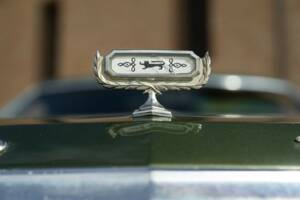Image 32/50 of Ford Gran Torino (1976)