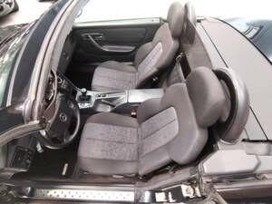 Bild 27/46 von Mercedes-Benz SLK 200 (2000)