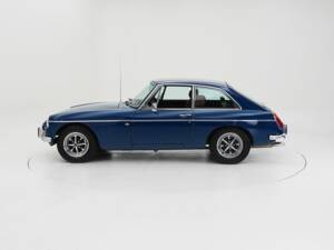 Immagine 8/15 di MG MGB GT (1973)