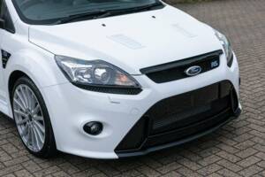 Image 8/50 of Ford Focus RS (2010)