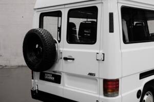 Immagine 28/43 di Mercedes-Benz MB 100 D lang (1993)