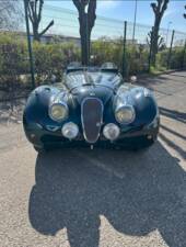 Image 2/14 de Jaguar XK 120 SE OTS (1951)
