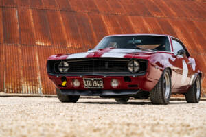 Image 17/37 of Chevrolet Camaro (1969)