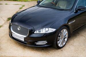 Bild 16/50 von Jaguar XJ 5.0 (2011)