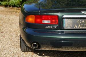 Bild 22/50 von Aston Martin DB 7 Vantage (2001)