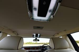 Image 38/50 of Rolls-Royce Phantom VII (2016)