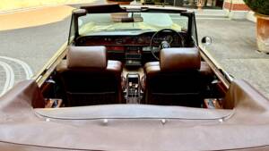 Image 8/17 of Rolls-Royce Corniche I (1976)