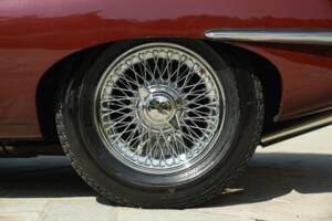 Image 29/50 de Jaguar E-Type 3.8 (1964)