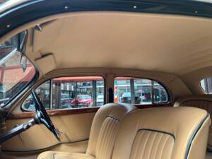 Image 19/39 of Hotchkiss Anjou 20.50 Grand Sport (1950)