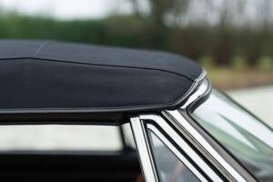 Image 40/50 of FIAT Dino 2400 Spider (1972)