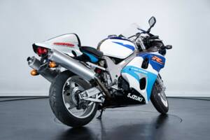 Bild 6/50 von Suzuki DUMMY (1999)