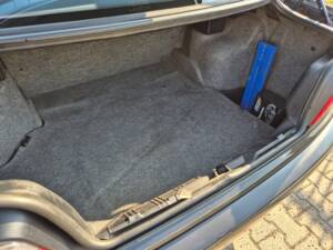 Image 21/49 of BMW 318is "Class II" (1994)