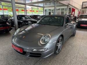 Bild 22/27 von Porsche 911 Carrera 4S (2007)