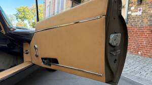 Image 52/81 de Jaguar Type E (2+2) (1969)