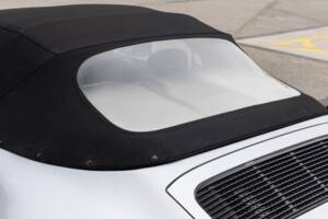 Image 52/132 of Porsche 911 Speedster 3.2 (1989)