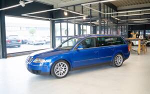 Image 5/59 de Volkswagen Passat Variant 4.0 W8 (2004)