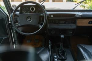 Immagine 44/50 di Mercedes-Benz 280 GE (SWB) (1981)