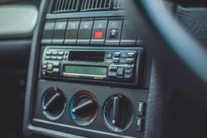 Image 35/45 of Audi RS2 Avant (1994)