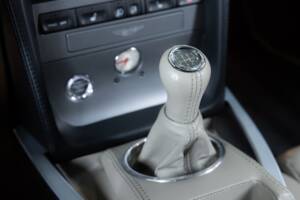 Image 17/31 de Aston Martin V12 Vanquish (2004)