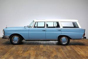 Bild 3/35 von Mercedes-Benz 230 S Universal (1968)