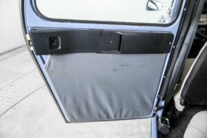 Image 33/50 of Citroën 2 CV 6 (1987)