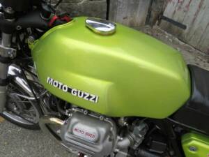 Image 13/45 of Moto Guzzi V7 Sport (1973)
