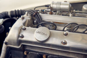Immagine 25/42 di Jaguar XK 150 3.4 S OTS (1958)