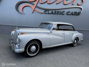 Image 3/36 of Mercedes-Benz 300 d (1958)