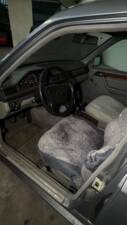 Bild 77/81 von Mercedes-Benz 250 TD (1992)
