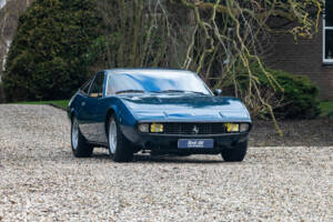 Image 2/16 de Ferrari 365 GTC&#x2F;4 (1972)