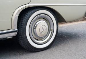 Bild 13/33 von Mercedes-Benz 300 SE (1965)