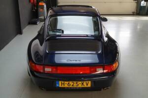 Image 33/50 de Porsche 911 Carrera (1995)