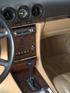 Image 41/47 de Mercedes-Benz 560 SL (1987)