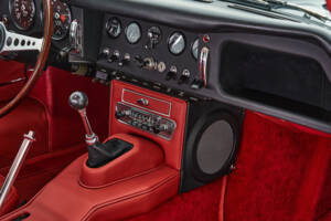 Bild 76/99 von Jaguar Type E 4.2 (1966)