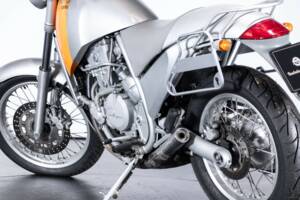 Imagen 13/38 de Aprilia Motò 650 (1996)