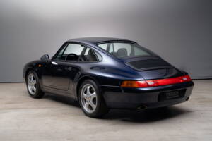 Image 15/24 of Porsche 911 Carrera (1993)