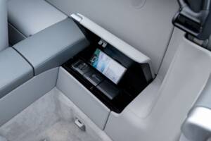 Image 30/42 of Mercedes-Benz SL 65 AMG (2006)