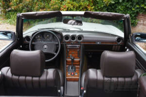 Afbeelding 42/50 van Mercedes-Benz 280 SL (1981)